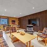 Large 30-person With Pool And Spacious Activity - 5000 Semesterbostad