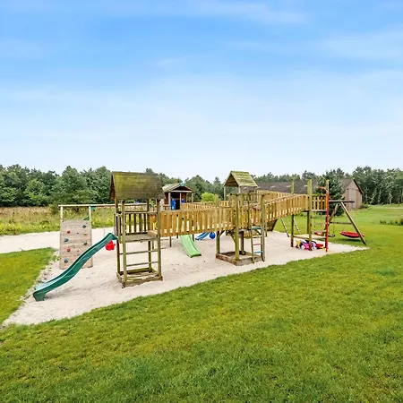 Large 30-person With Pool And Spacious Activity - 5000 Semesterbostad Engesvang