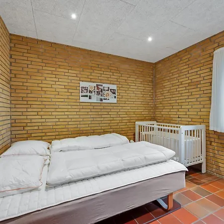 Large 30-person With Pool And Spacious Activity - 5000 Holiday home Engesvang