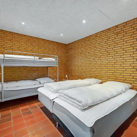 Holiday home Large 30-person With Pool And Spacious Activity - 5000 *