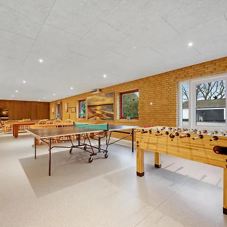 Holiday home Large 30-person With Pool And Spacious Activity - 5000